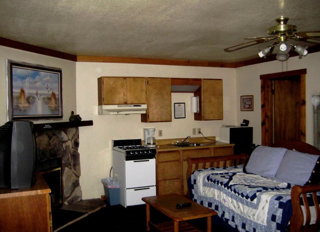 Majestic Moose Lodge - Coptic Village Big Bear Lake Bilik gambar