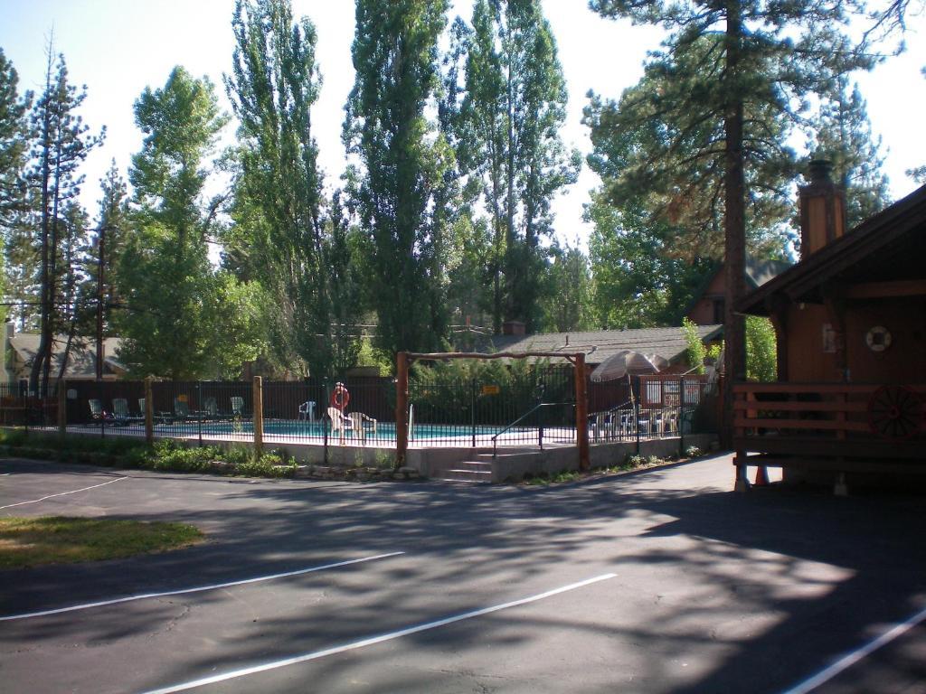 Majestic Moose Lodge - Coptic Village Big Bear Lake Luaran gambar